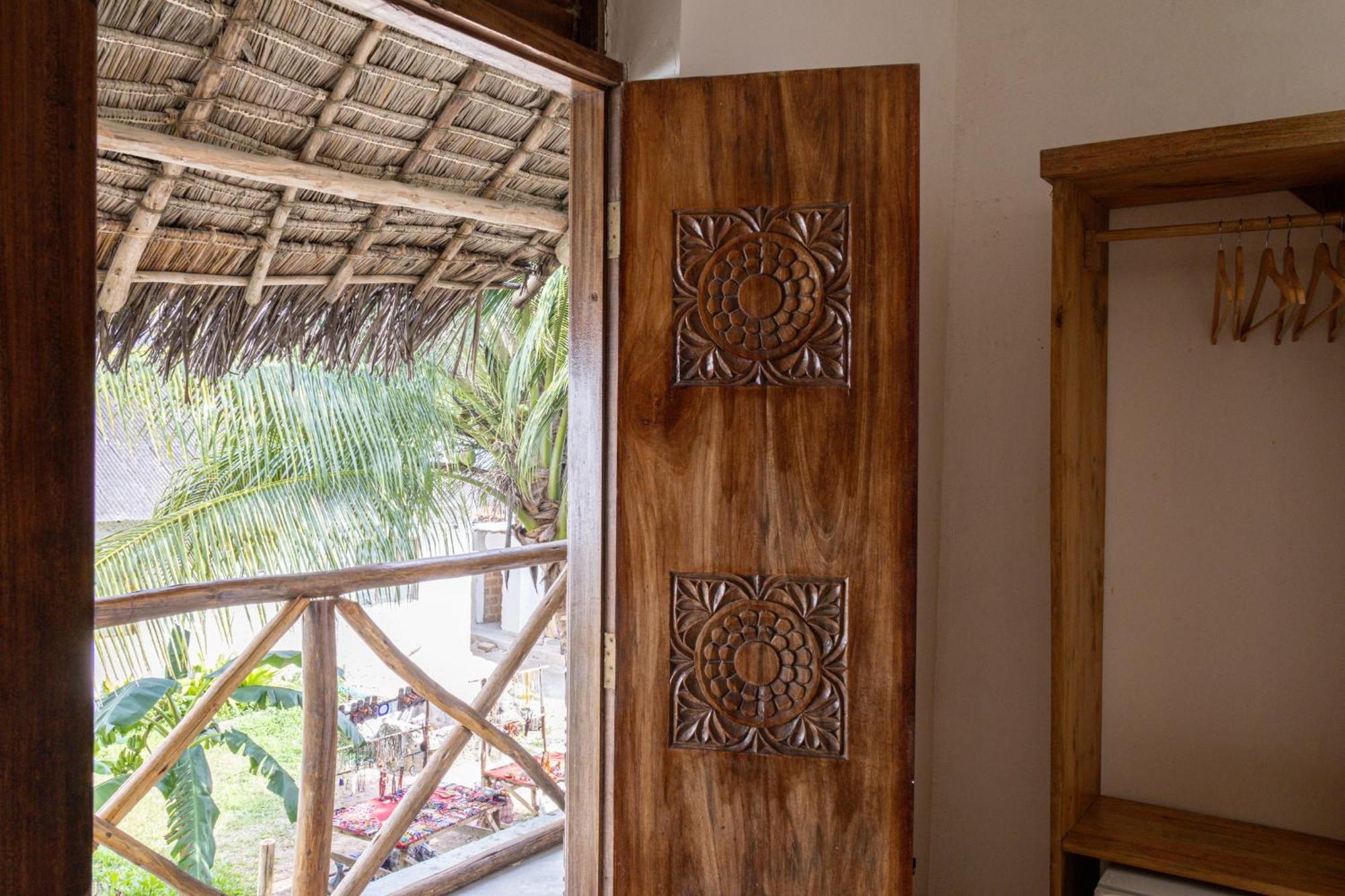 Pili Pili Lagoon Beach Jambiani (Zanzibar)