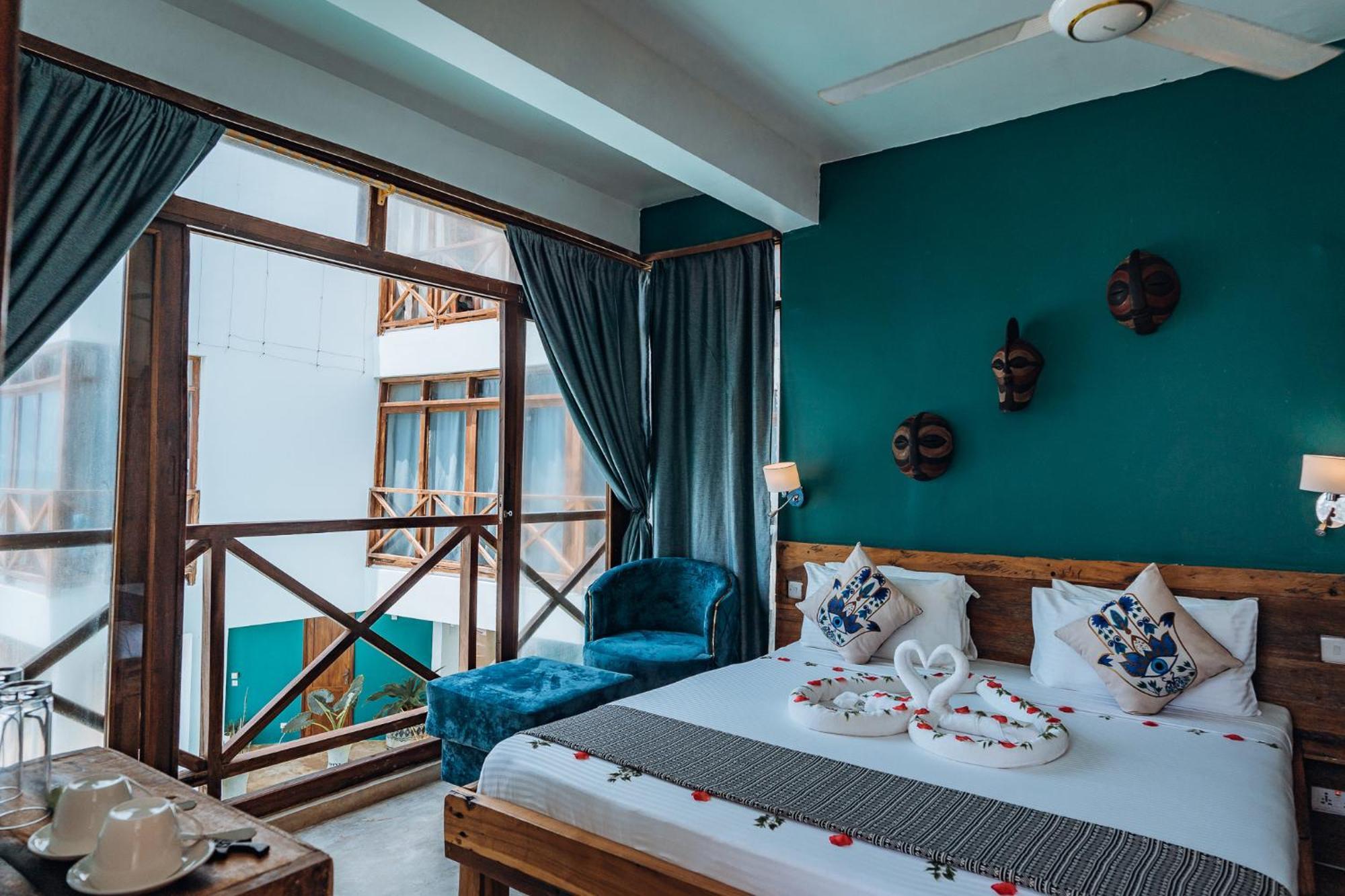 Pili Pili Lagoon Beach Hotel