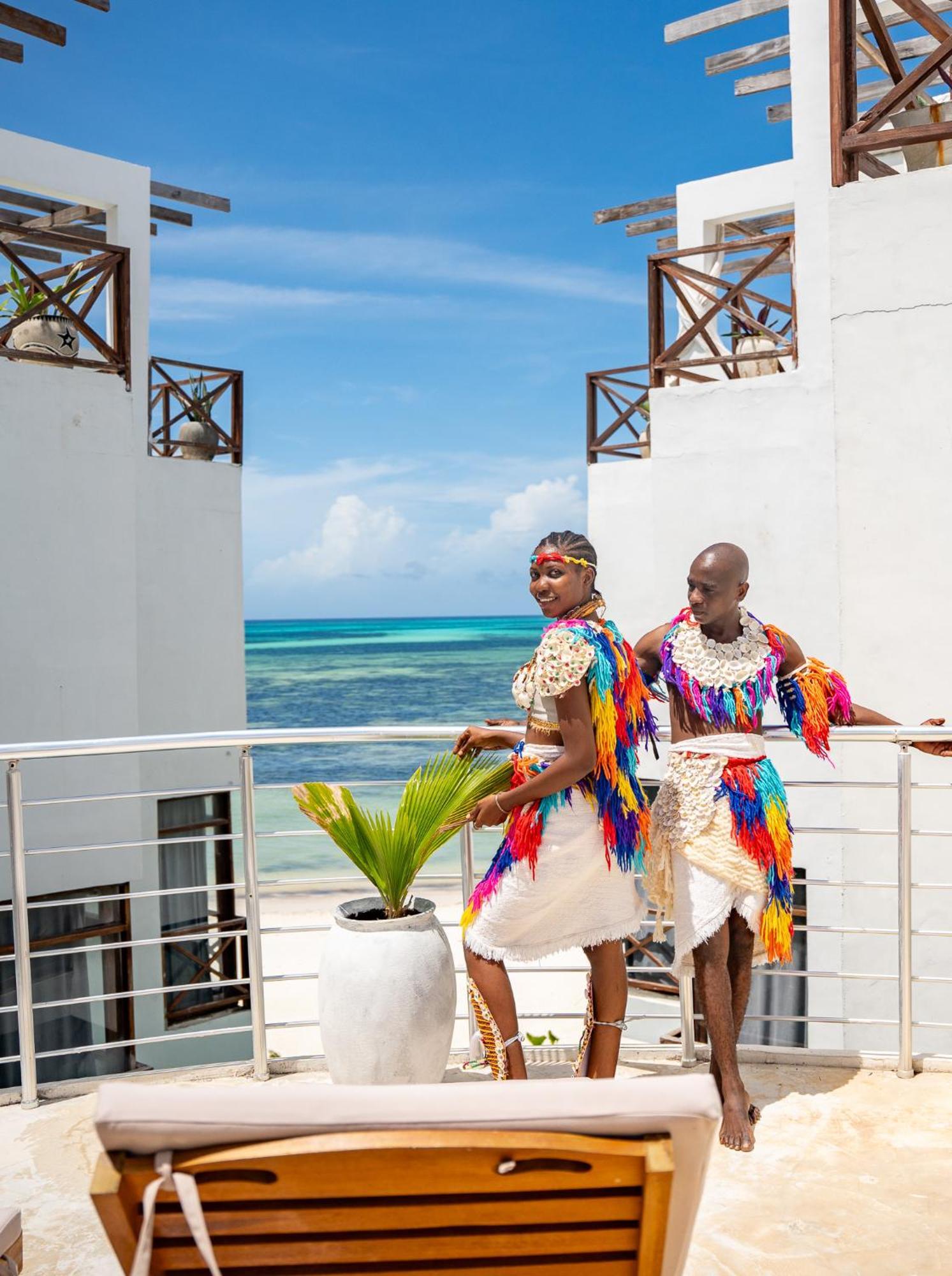 Pili Pili Lagoon Beach Hotel 4*