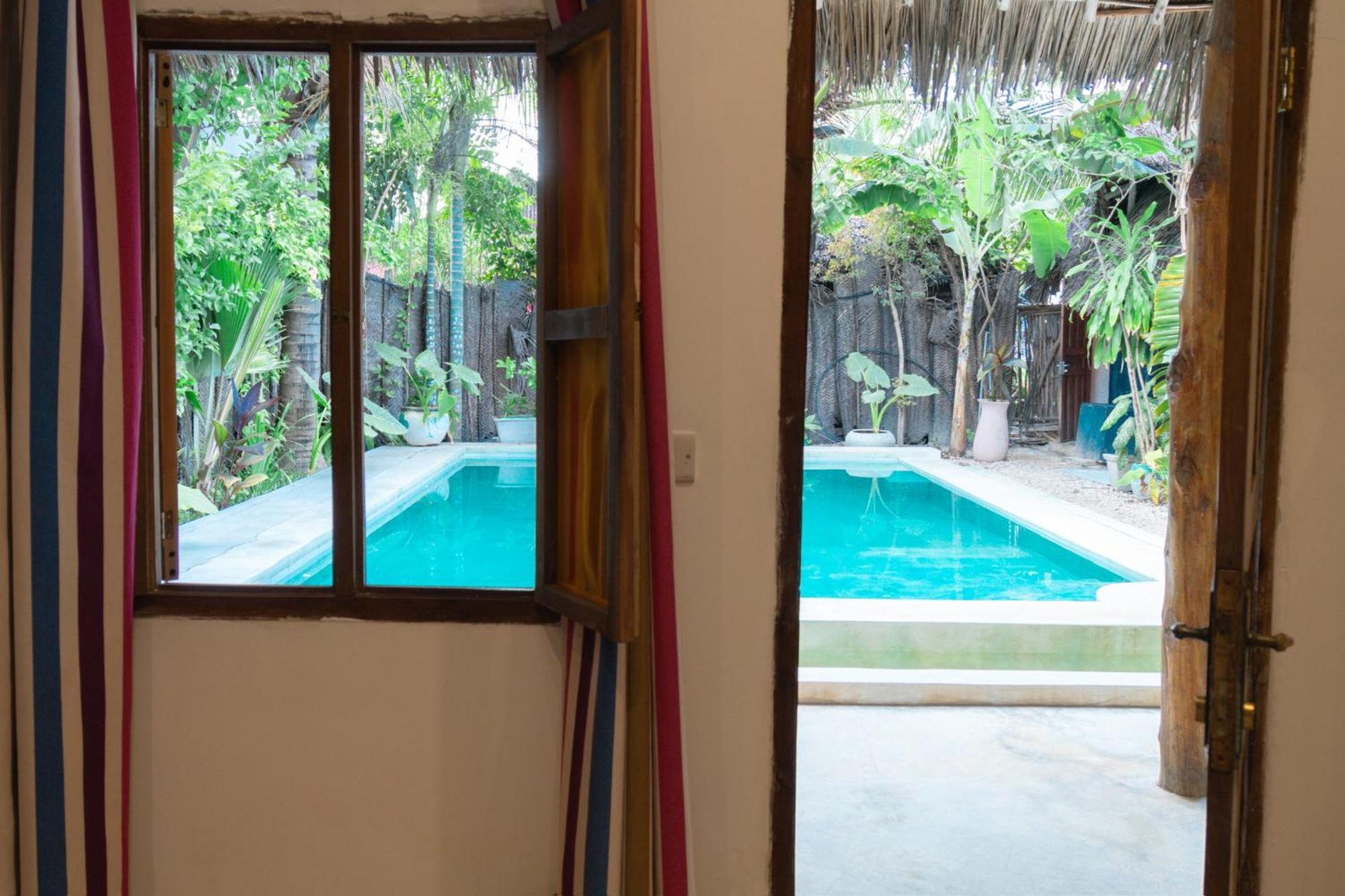 Hotel Pili Pili Oasis