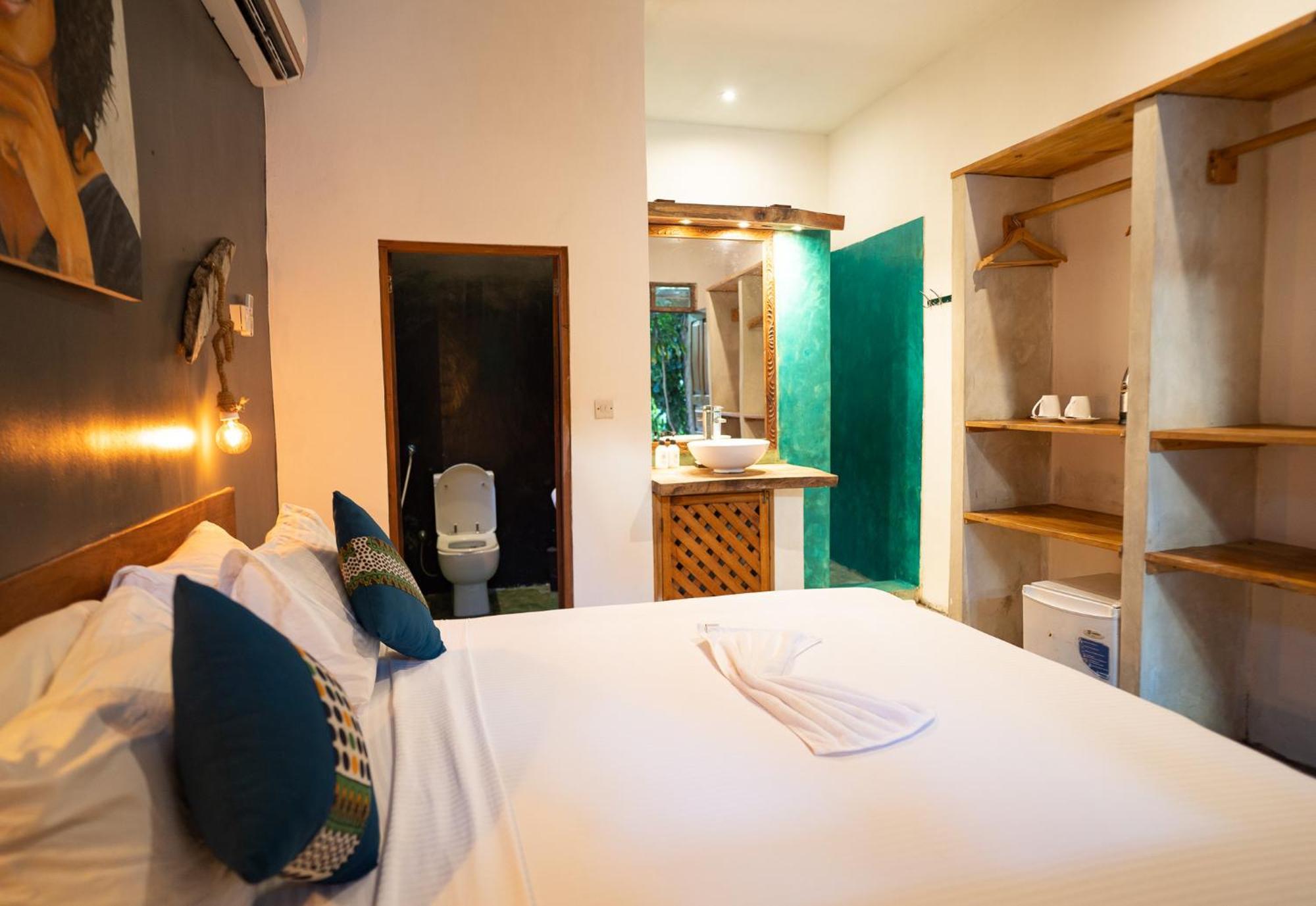 Pili Pili Oasis Hotel